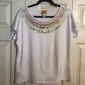 RUBY RD Medium White T-Shirt Green Red Sequins Crewneck Short Sleeve Dolman